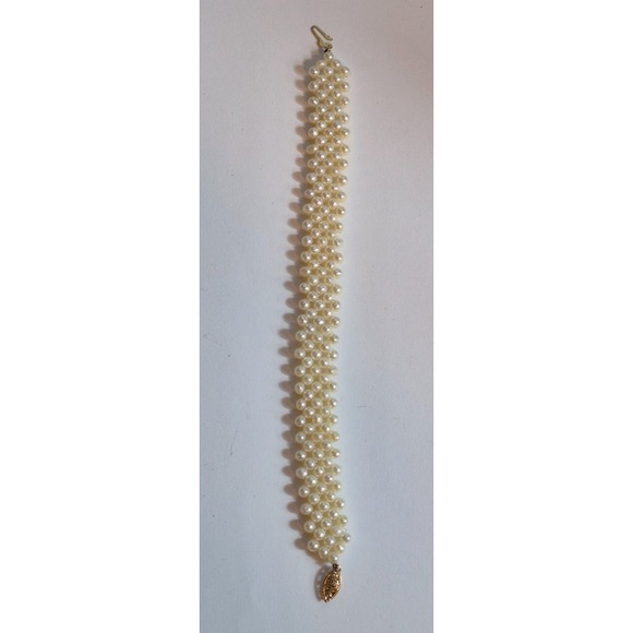 595FD6AF-0159-452F-8F15-  Baby Pearl Bracelet with 14k Gold Clasp 6.5\